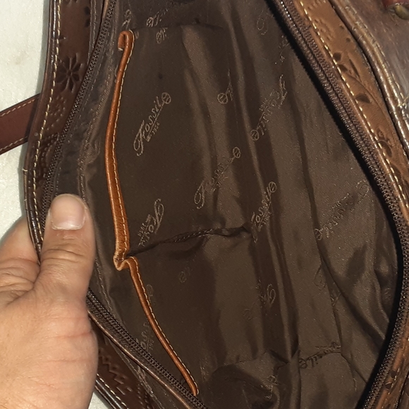 Rare vintage Fossil embossed brown leather tote - Picture 11 of 15